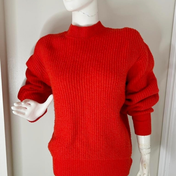 H&M Oversize Rib Knit Sweater - Picture 1 of 5